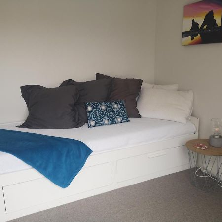 Pool House - One Bedroom Self Contained Unit Motueka Esterno foto